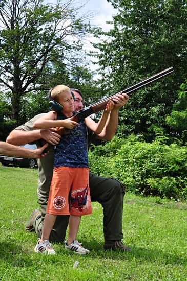 prvá streľba z brokovnice