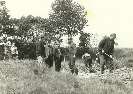 brigáda - stavba strelnice
