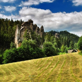 chalúpka pod skalami