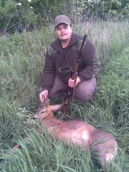 sledovaný už od marca