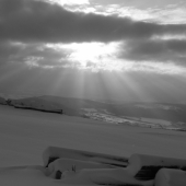 Slnečné lúče nad odvozným miestom