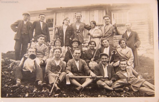 Stará chata na vrchu kľaku 1351 m.n.m.