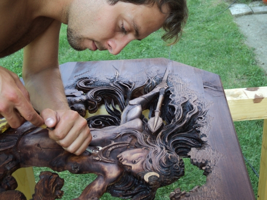 ,pristihnutý pri robote:),