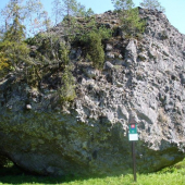 Bátovský balvan