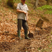 čistenie potoka v dolinách