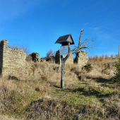 ,,,chata Sklenár /49.094982,20.56018/ 1060 m.n.m.:)