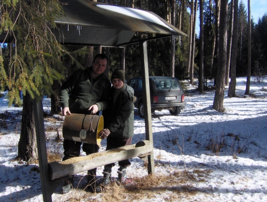 A opäť sa prikrmuje...