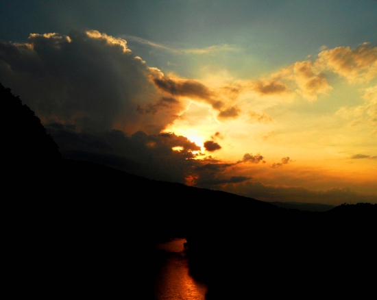 letný večer pred búrkou...