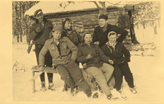 strýc s partiou z nitr.divadla