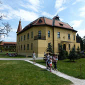 Poľ. zámoček Topolčianky