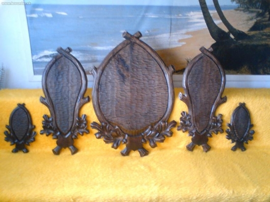 podložky (srnec lebka,jeleň lebka,jeleň preparát)