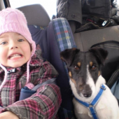 že by budúca canisterapeutka? :)