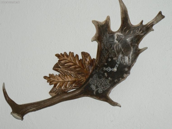 nastene hodiny  zlata lopata