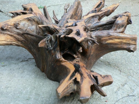 aj taketo stoly vyrabam