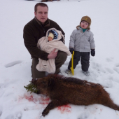 s mými dvěma syny a uloveným divočákem