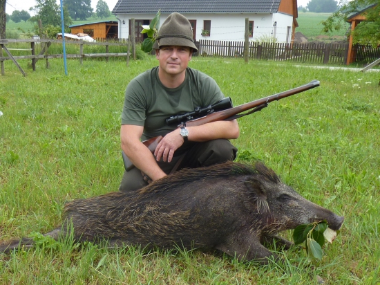 červnový lončák