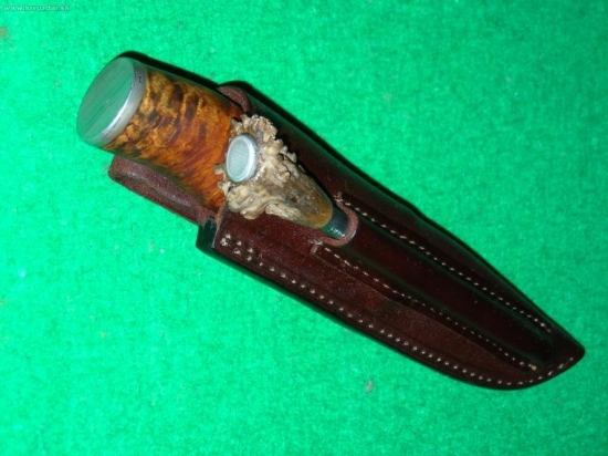 poľovnícky nôž