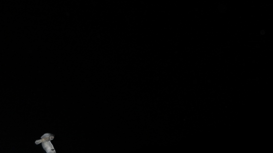 výstrel v tme