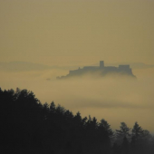 Spišský hrad v hmle