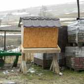 Zasobnik jadroveho krmiva