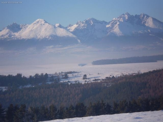 Hôrka vyhlad na Vysoke Tatry