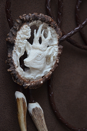 srnec kravata v ružici