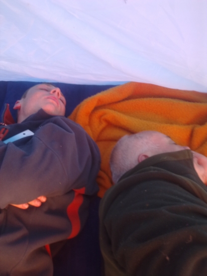 m-a-j-l-o a jokoono o 6-tej rano