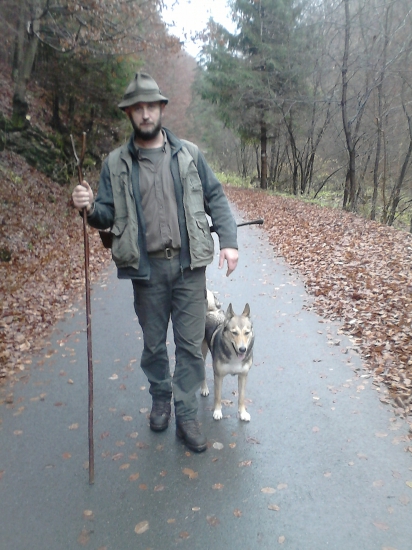 Sviatočná ranná prechádzka revírom.