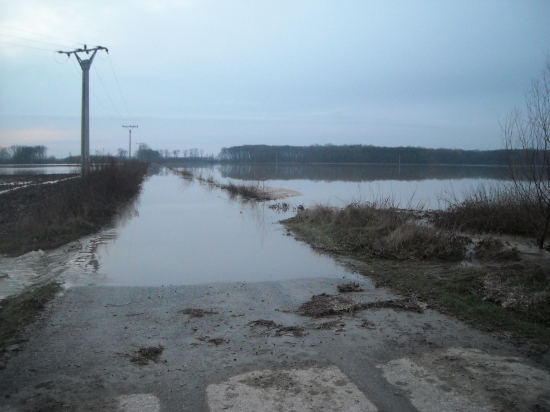 konec cesty- ako ďalej do Čaty???