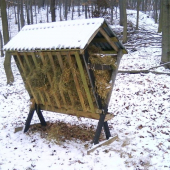 Krmnne zariadenie na seno