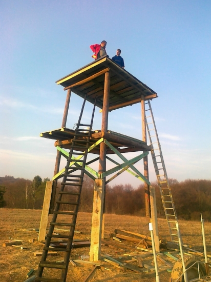 Strechu a podlahu uz mame !