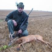 doprovod kamaráda na lovu