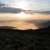 brzké ráno v horách