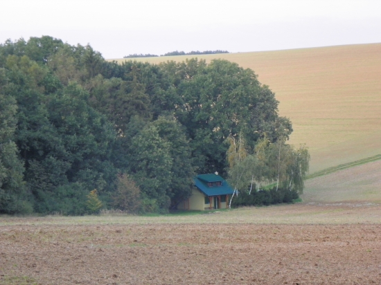 krajina okolo naší chaty mění tvář