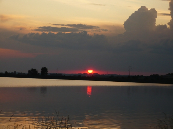 večer u vodní hladiny na Mušově