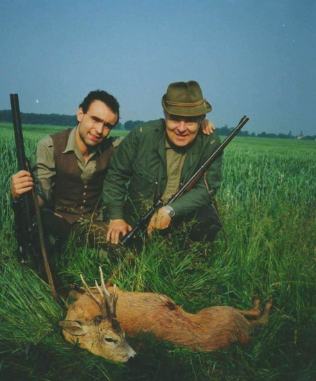 Spoločný lov,uspel však ten starší...