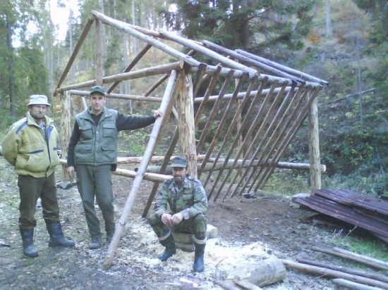 stavba noveho krmelca