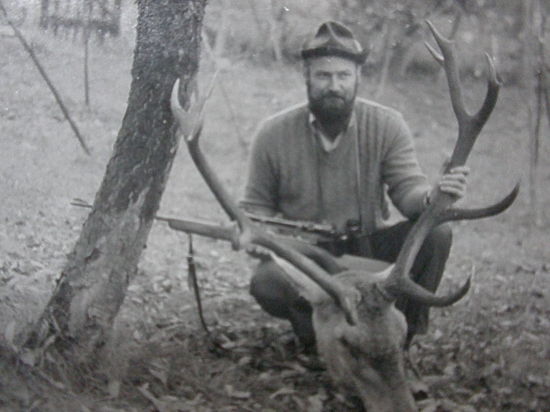 ....pravej ruke 7x64 v lavej od srdca bronz....