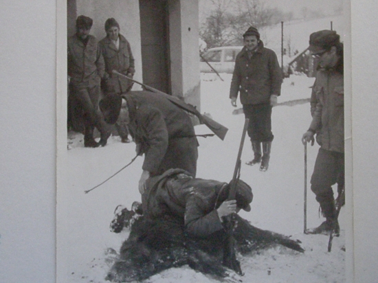 Ked jager streli prveho,krstní otec má robotu!