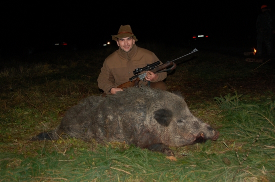 kanec z madačky (ID 86060) aj s úspešným lovcom