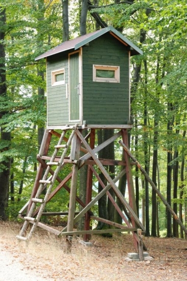 Nanovo postavený pod Bátorkami