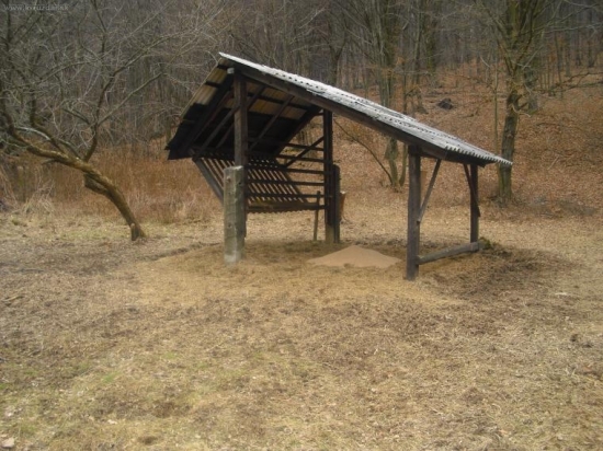 Navštevovaný krmelec