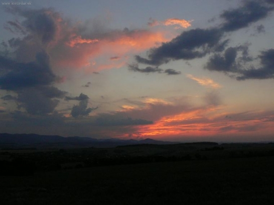 podvečerná atmosféra