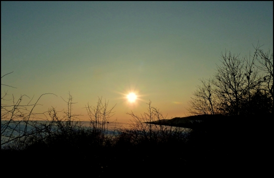 za chvíľu sa skryje ...