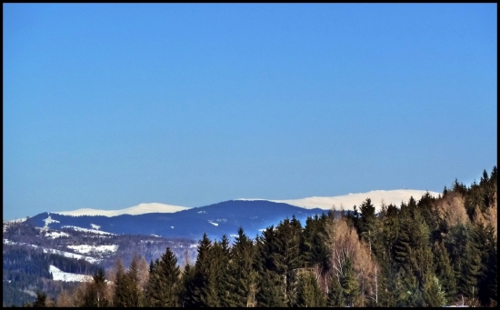 V pozadí Kráľova Hoľa ...