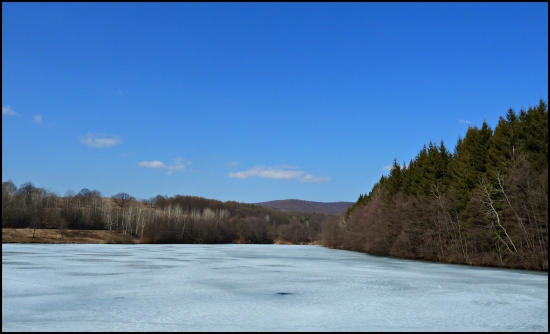 ešte je zamrznutý ...
