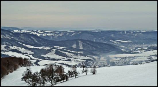 pohľad do doliny ...