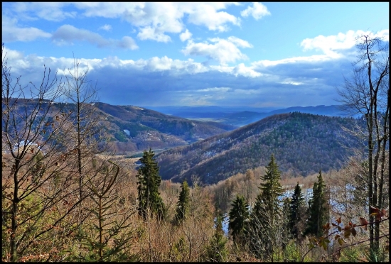 pohľad do doliny ...