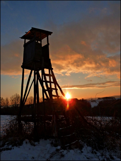 západ pri posede ...