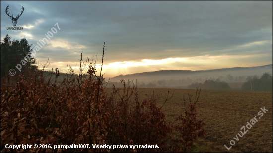 podvečer pri oráčine ...
